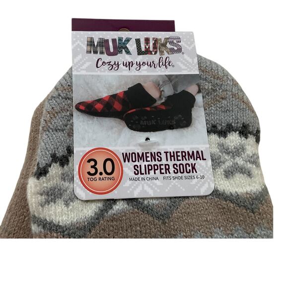 Muk Luks Slipper Socks Taupe Tan Gray White Snowflake NWT - Picture 2 of 5